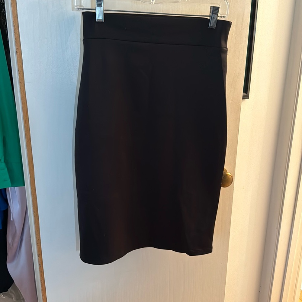 Black pencil skirt